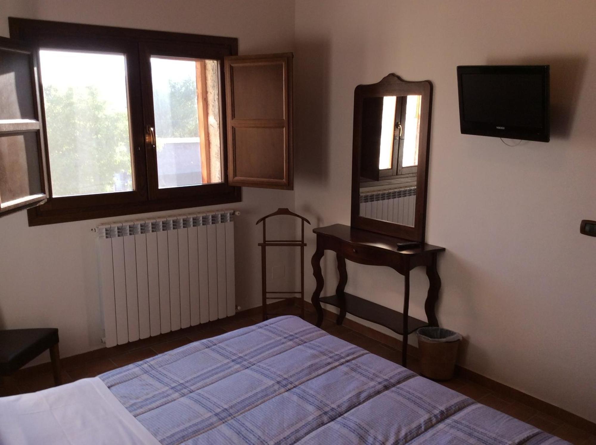 Hotel Il Feudo Dei Pierleoni Celano Rom bilde