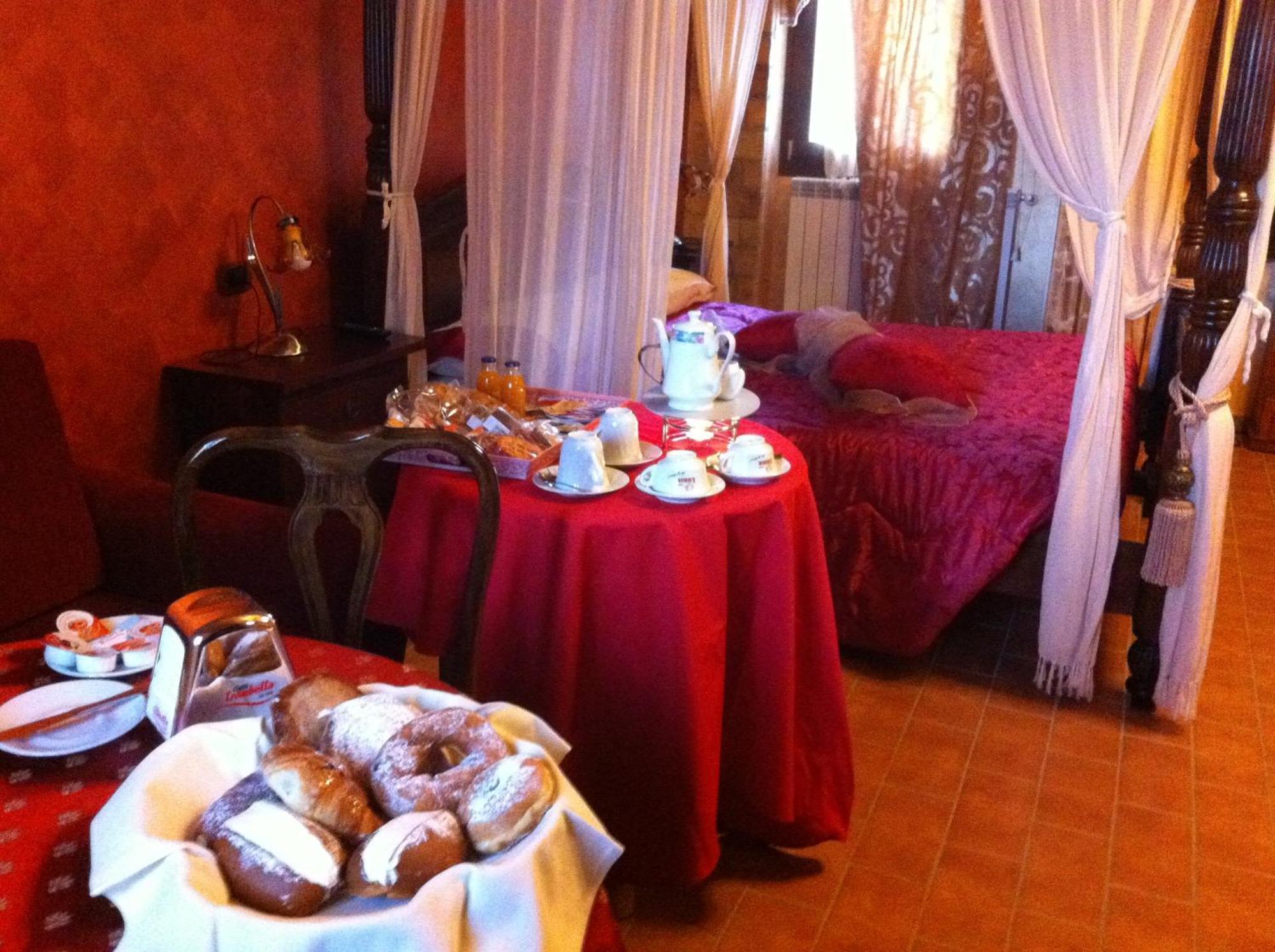 Hotel Il Feudo Dei Pierleoni Celano Rom bilde